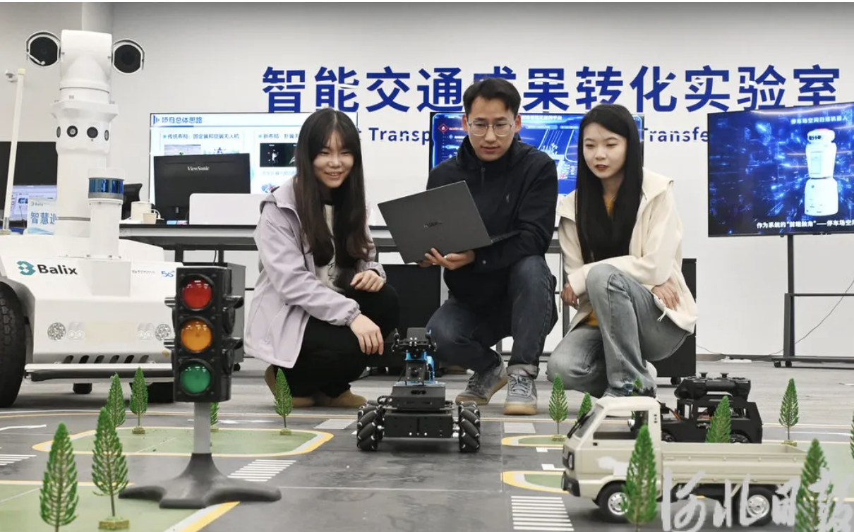 身边的“十四五”丨上下楼里的“上下游”